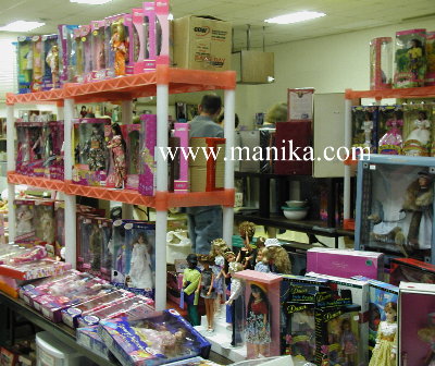 Filipina and Richwell (Philippines) exclusive Barbie dolls